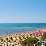 Chic Retreat For Your Holidays In * Grado
