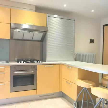 Chic Retreat For Your Holidays In