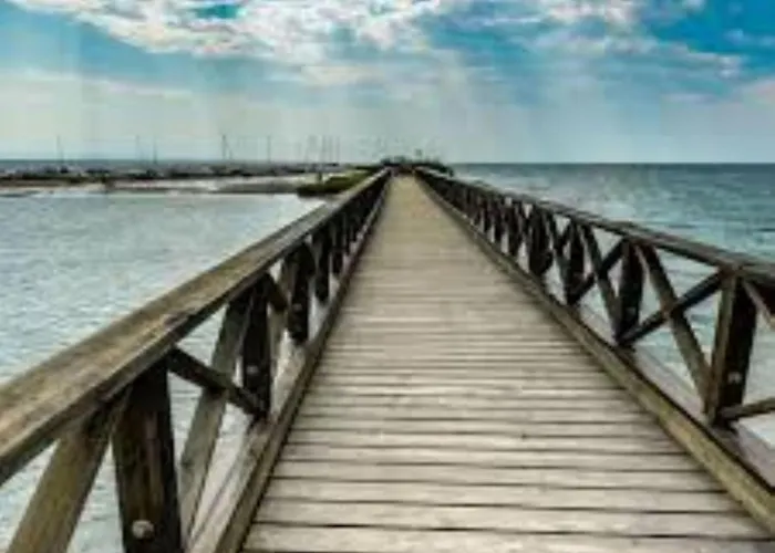 Chic Retreat For Your Holidays In Appartement Grado